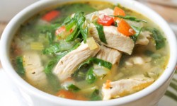 طرز تهیه سوپ مرغ و سبزیجات